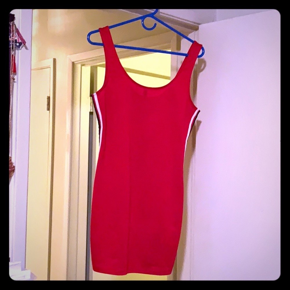 H & M Brand new red body con dress w/ side stripes
